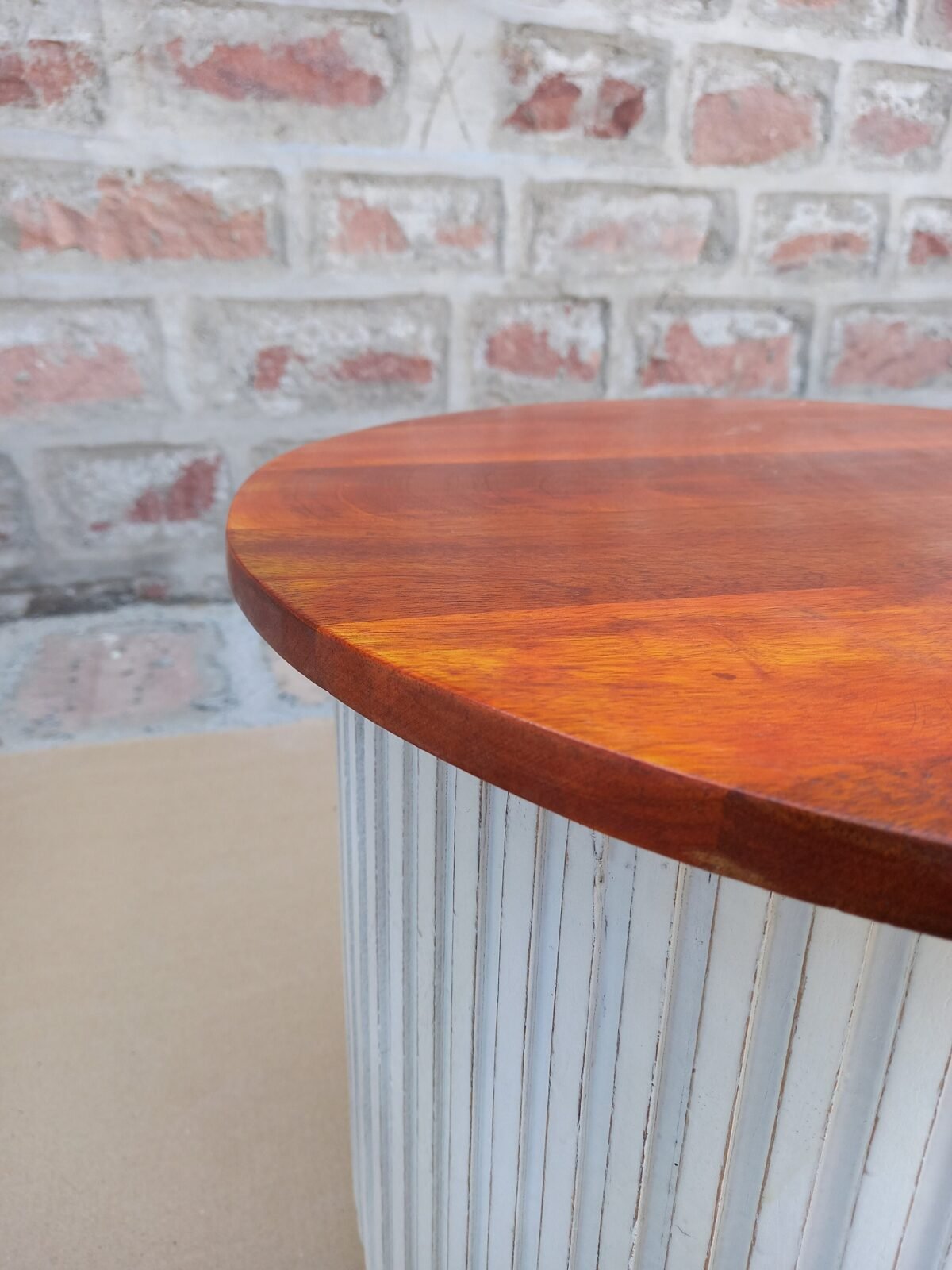 Rustic Wooden Round Lifting Top Coffee Table - Image 3