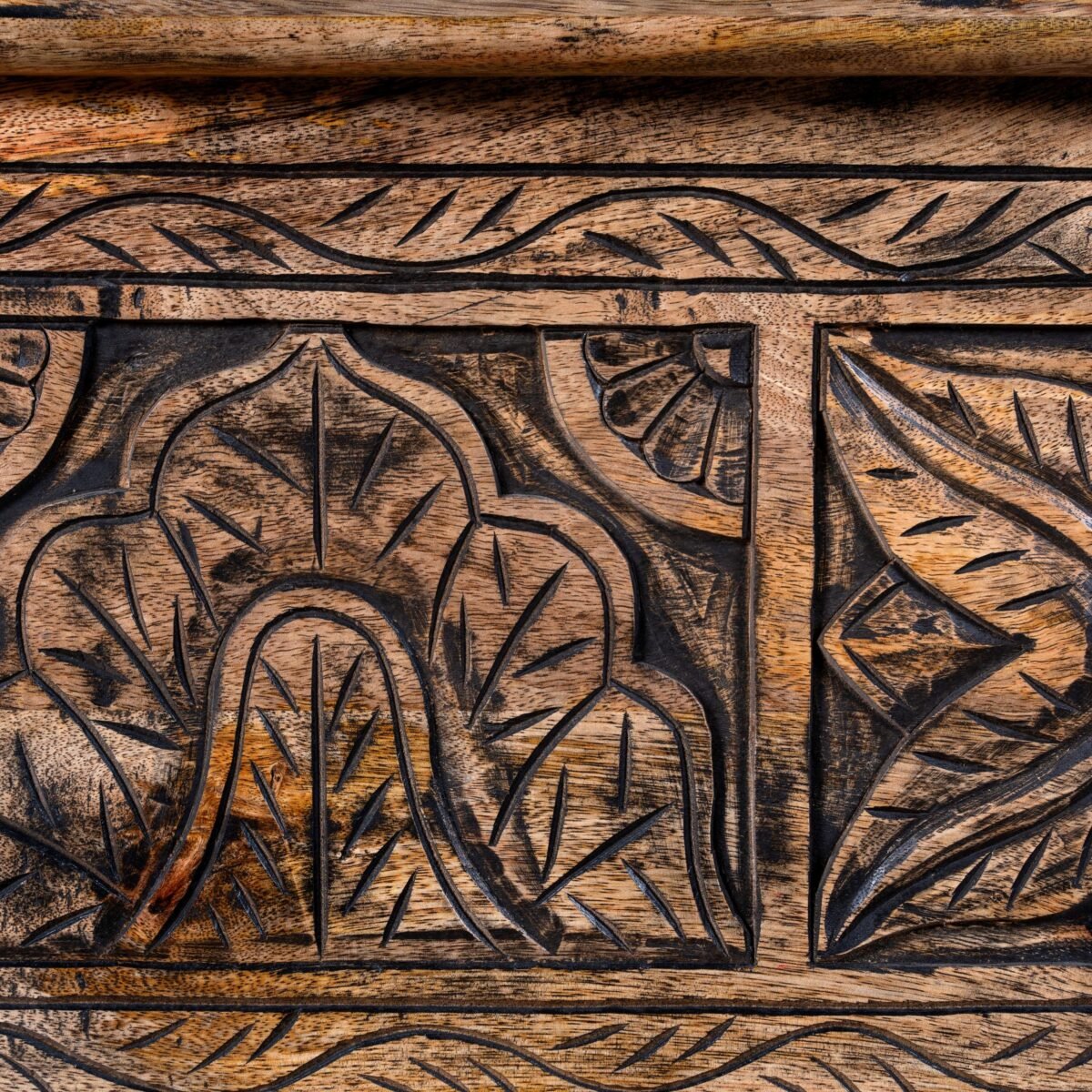 Lifting Top Wooden Coffee Table with Storage - Rustic Carved Design - Image 5
